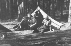 Haunštetenes DP nometnes gaidas novadu nometnē