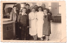 Virtuves strādnieki Falingbosteles nometnē