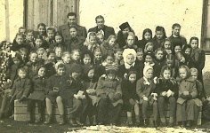 Kleinkecas nometnes svētdienu skolas klase
