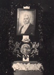 Kārļa Ulmaņa, Latvijas mazpulku visrvadoņa portrets