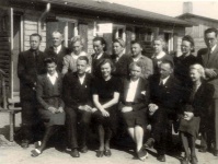 Haunštetenes DP nometnes latviešu pamatskolas skolotāji