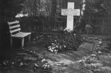 Prof. J. Vītola kapa vieta Vorwerck kapos