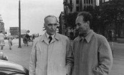 Dr. H. Biezais ar Dr. K. Kundziņu Hamburgā 